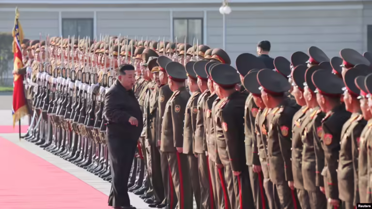 Komandanti ukrainas: Trupat koreanoveriore po përgatiten të luftojnë përkrah atyre ruse