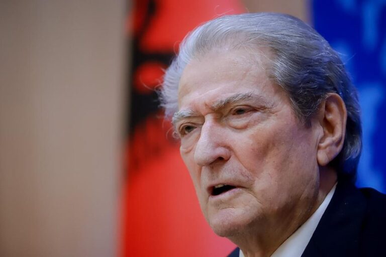 Trump në Shtëpinë e Bardhë, Berisha në liri: PD e lehtësuar