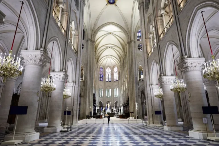 Pas 5 viteve sfidë restauruese, më 7 dhjetor hapet Katedralja Notre-Dame në Paris