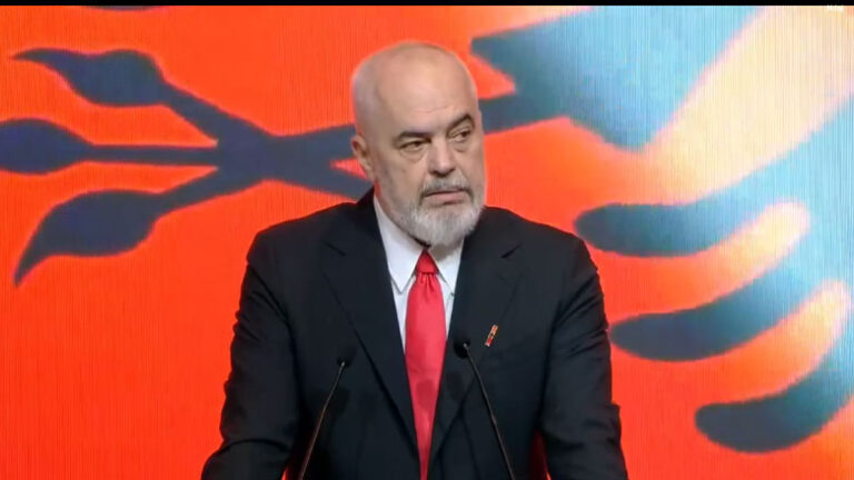 Rama në Selanik: “Fantazma të gjalla të së shkuarës, fletushka kundër meje”