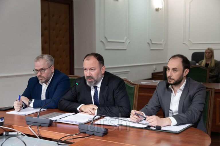Mazniku: Skema e granteve mbi performancën, buxheti i bashkive 9.3% më i lartë sesa në 2024
