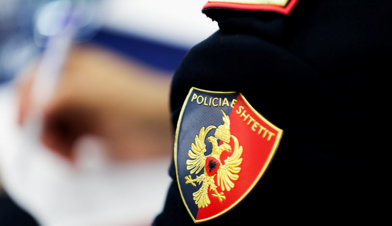 Maliq, aksident automobilistik me shtatë të plagosur