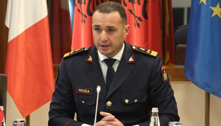 Kryepolici Proda takim me Guardia Di Finanza: Objektiv shtëpiat e barit