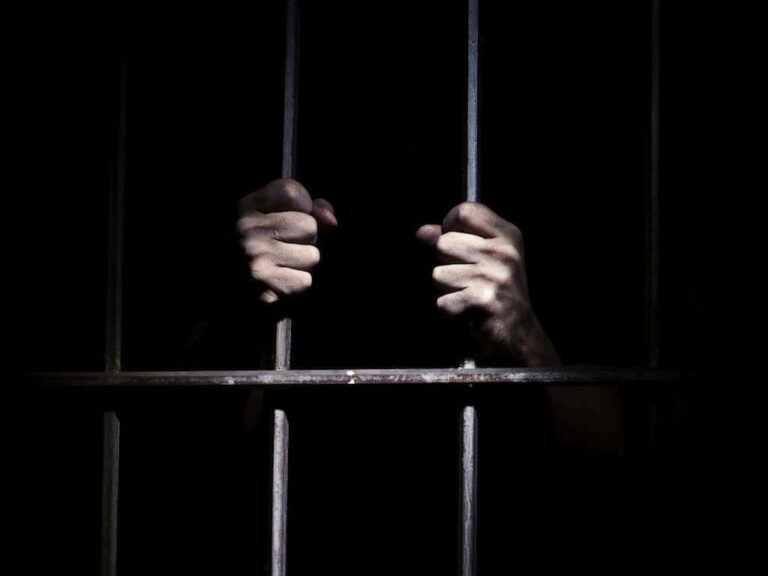 Kërkohet arrestimi i kryeministrit…!