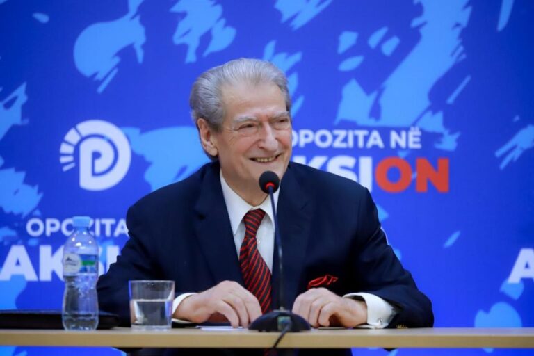 VIDEO/ Berisha takim virtual me shqiptarët në Greqi: Vota juaj ka rëndësi përcaktuese për Shqipërinë