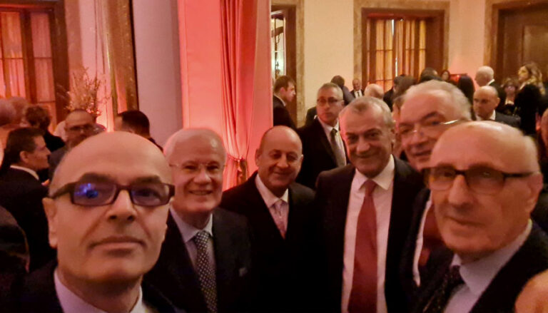 Senatorë socialistë dhe luftëtari i UÇK, Xhavit Haliti, në pritjen solemne në Pallatin e Brigadave