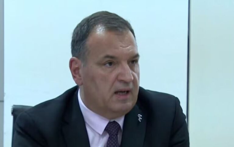 Ministri arrestohet dhe shkarkohet pas dyshimeve për korrupsion