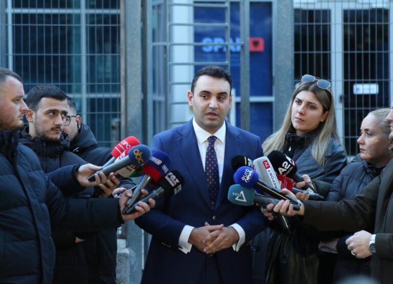 Nga fotoja me Trump te pasuria e partneres, Këlliçi tregon për çfarë foli në SPAK