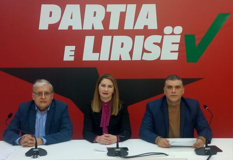 Buxheti 2025 u votua me votat e PS, Blushi: Pasuron oligarkët në kurriz të pensionistëve