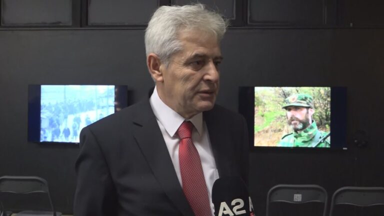 Ligji i gjuhës, Ali Ahmeti: Mos e rrezikoni, është larë me gjak