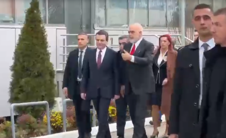 Kurti dhe Rama s’i ndalin diskutimet, pas letrës një tjetër moment ”pushton” rrjetin