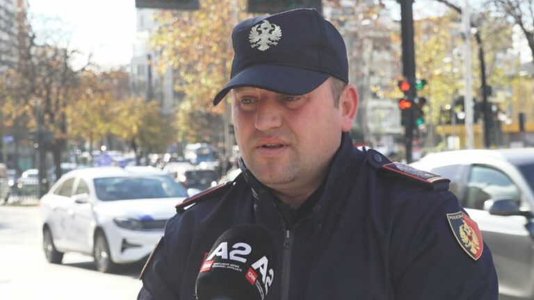 Trafik i rënduar në Tiranë, policia: Shkak punimet në autostradë