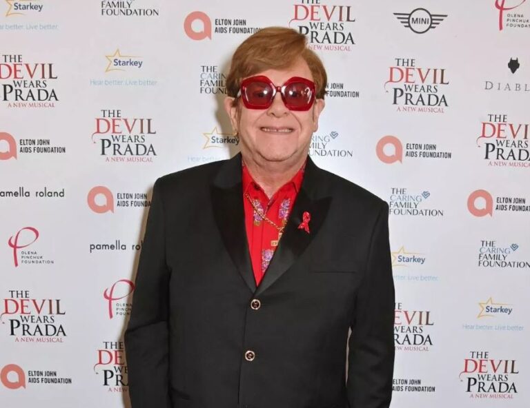 Befason Elton John: Kam humbur shikimin