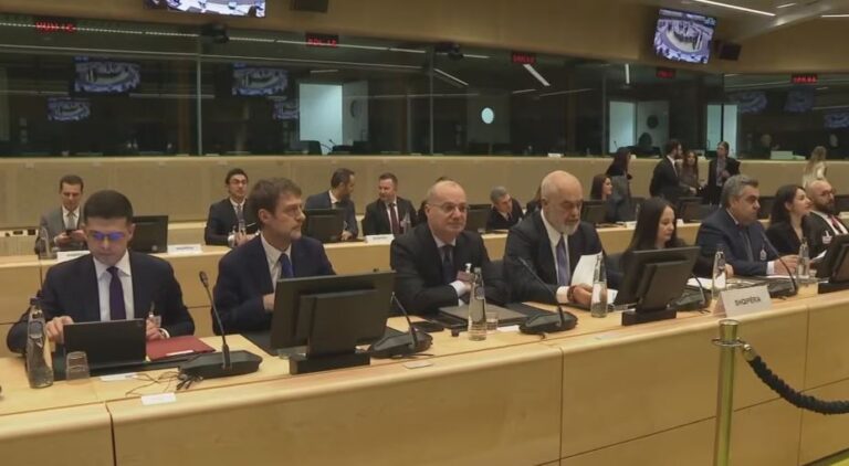 Bisedimet me BE-në, Shqipëria hap një tjetër grupkapitujsh