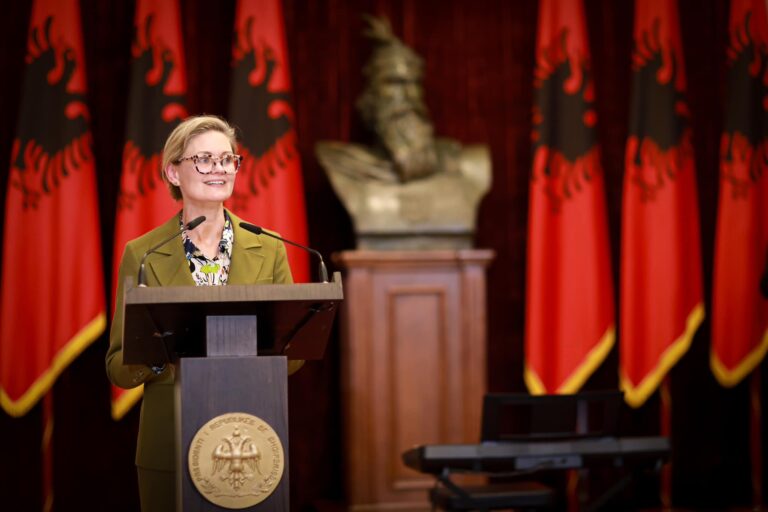 PD: Jemi takuar me Vanhorn, kërkuam qeveri teknike