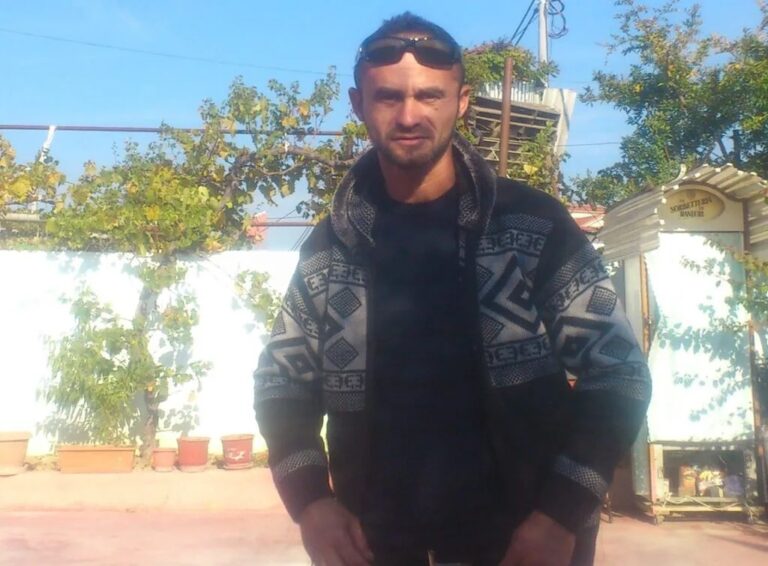 “Më ng@cmonte gruan”/ Hodhi shokun nga ura, babai i viktimës: Erdhi në varrim dhe më pa shtrembër…