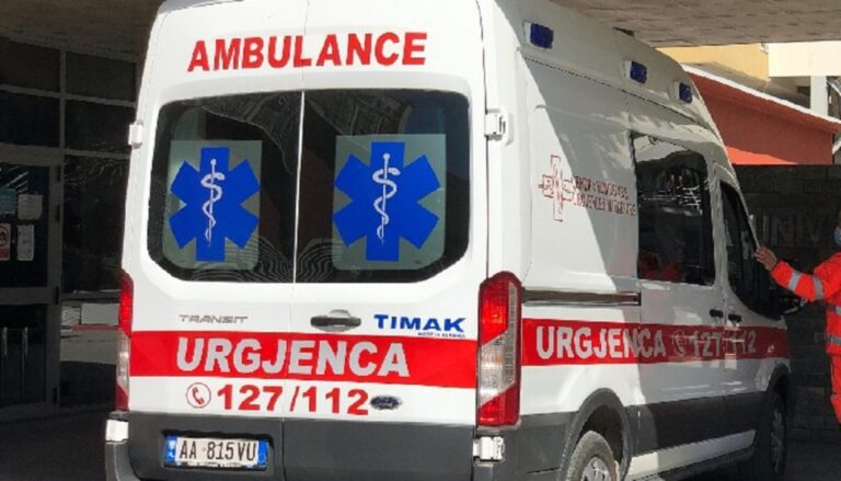 Plagoset me thikë në kraharor 69-vjeçari në Himarë, dinamika e ngjarjes ende e paqartë