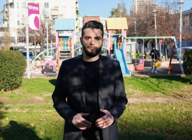 Muçollari: Betoni për miqtë, humbja për qytetarët! Si do të kthehet stadiumi ‘Selman Stermasi’ në mal betoni…