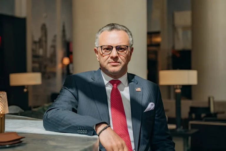 Trump emëron vjehrrin e vajzës së tij si këshilltar të lartë për çështjet arabe dhe të Lindjes së Mesme