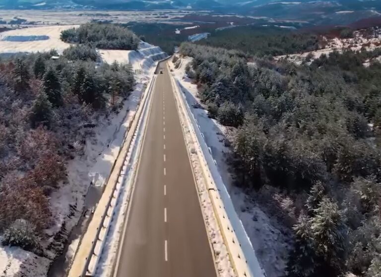 Magjia e rrugës për në Kolonjë (VIDEO)