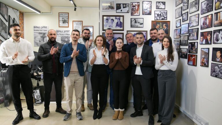Urimi i KOHA JONE për Vitin e Ri!
