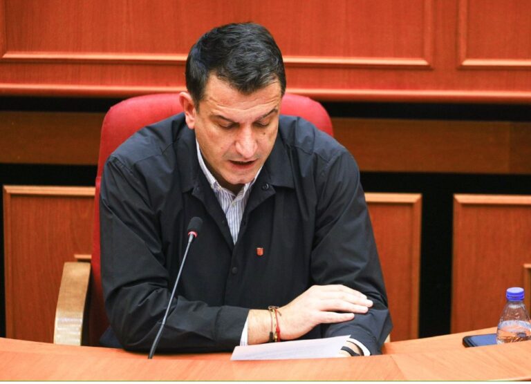 Bashkia e Tiranës miraton ushqimin falas në shkollat publike për nxënësit e arsimit bazë