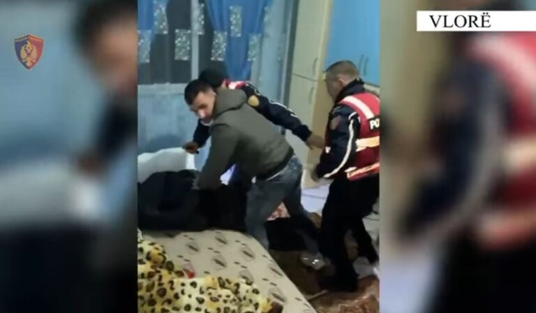 Vlorë, policia vë në pranga 51-vjeçarin që plagosi me thokë një 41-vjeçar për motive të dobëta