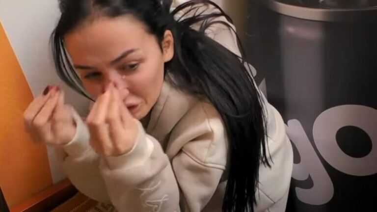 Gjesti tregoi për prekjet nën jorgan, Xheneta mbyllet në lavanderi dhe qan me dënesë