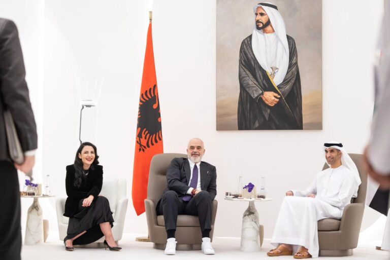 Abu Dabi, delegacioni shqiptar i kryesuar nga Kryeminstri në Javën e Qëndrueshmërisë