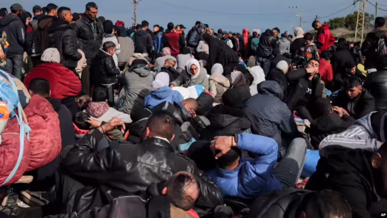 Izraeli nuk lejon mijëra palestinezë që të kthehen në veri të Gazës