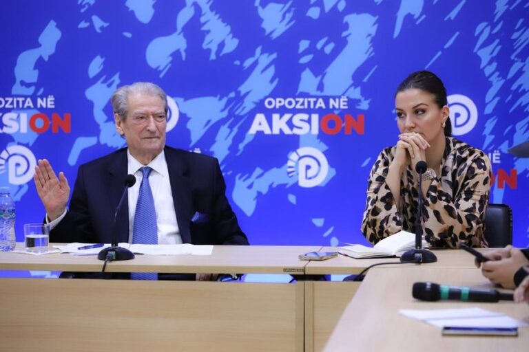 Takimet me shqiptarët në Diasporë, Berisha-deputetëve: S’kemi buxhet, i mbuloni vetë shpenzimet