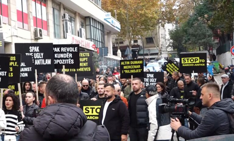 PD protestë para SPAK në 6 janar, ja mesazhi i shpërndarë nga drejtuesit e opozitës