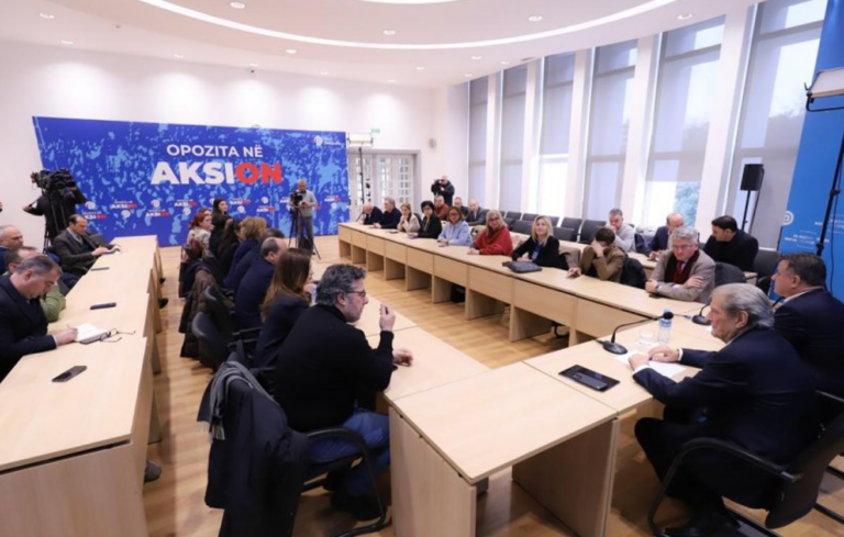 Berisha: Do të ulim në 70 lek çmimin e energjisë. Emigrantët të regjistrohen për të votuar