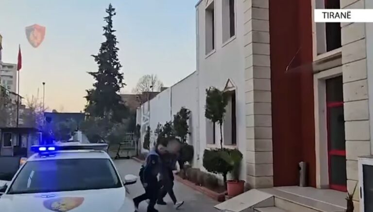 Operacioni policor i koduar “Përsëritësi”, arreston 21-vjeçarin nga Laçi në Tiranë