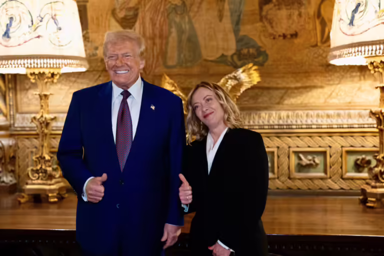 Çfarë u bisedua gjatë takimit surprizë të Giorgia Melonit me presidentin e sapozgjedhur amerikan Donald Trump?