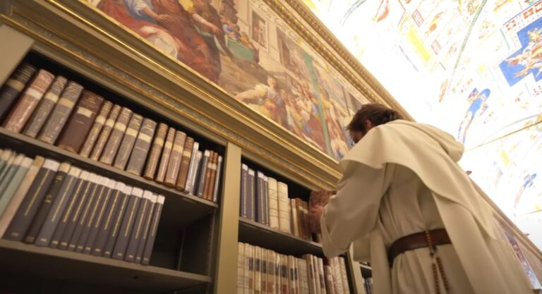 Diplomacia e Kulturës, Biblioteka Apostolike në Bienalen e Artit Islamik