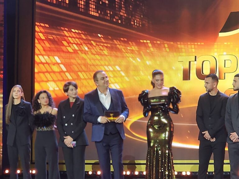 VIDEO/ Ceremonia ”Topi i Artë 2024”, shpallen fituesit. Duka: Të ecim përpara më të bashkuar