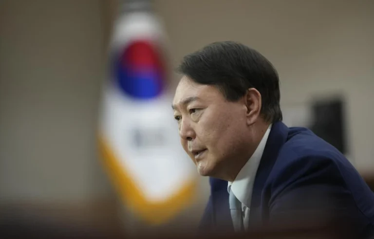 Ngrihet padi për kryengritje ndaj presidentit të Koresë së Jugut, Yoon Suk Yeol