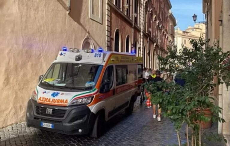 Dy motra shqiptare hidhen nga pallati në Itali, njëra ndërron jetë, tjetra në gjendje të rëndë