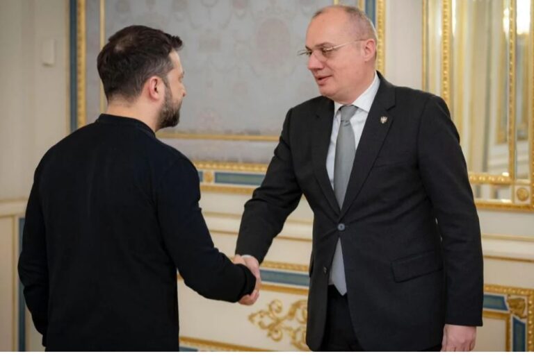 Ministri i Igli Hasani takohet me Presidentin Zelensky në Kiev