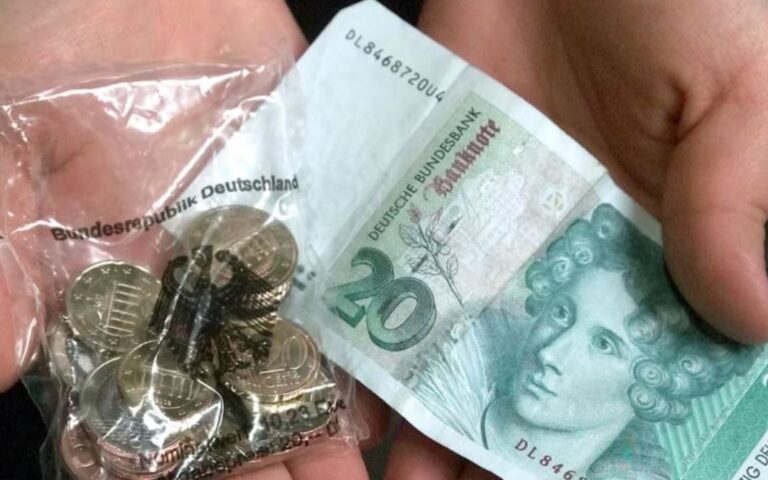 Nuk heqin dorë nga valuta kombëtare. Edhe pas 23 vjetëve të Euros, gjermanët ende këmbejnë marka