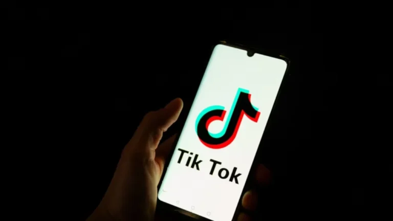 Analiza e VOA: E ardhmja e platformës TikTok në SHBA