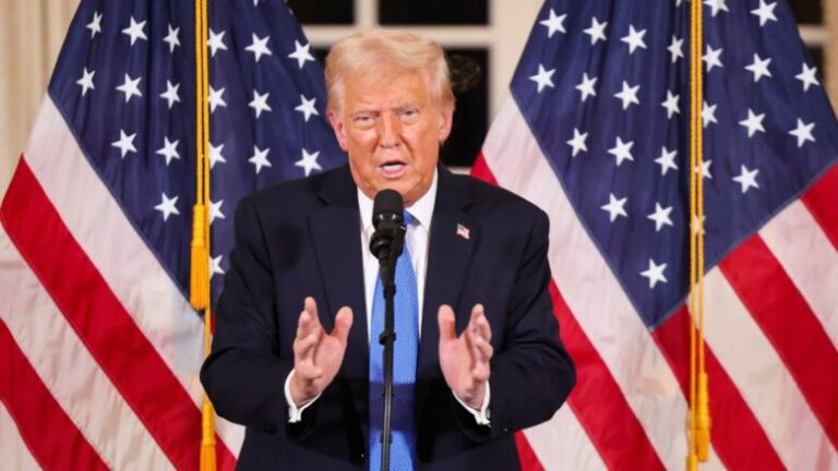 Trump thotë në “New York Post” se ka folur me Putinin për përfundimin e luftës në Ukrainë