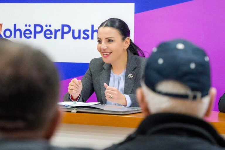 Belinda Balluku: Çmimi i ri të energjisë, 10.5% më të ulët, aplikohet nga sot 1 shkurt 2025