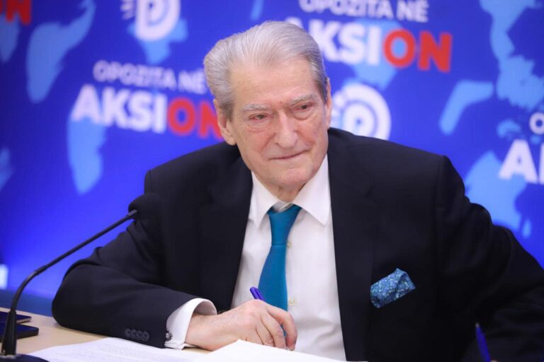 Berisha: Të shtojmë popullsinë dhe besimin për ndërtimin e ëndrrës shqiptare