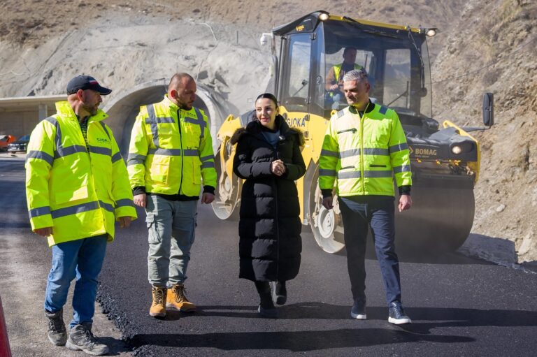 Belinda Balluku jep lajmin e bukur: Me 14 mars hapet tuneli i Murrizit, Dibra një hap larg Tiranës