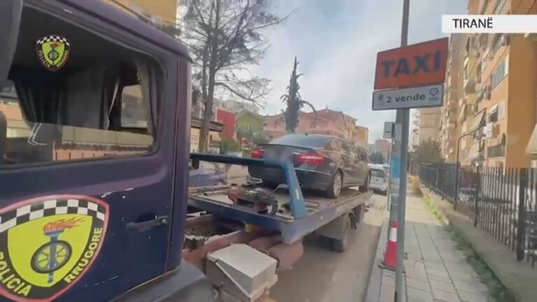 Policia nis aksionin kundër parkimit të gabuar, do paguani gjobën dhe karrotrecin