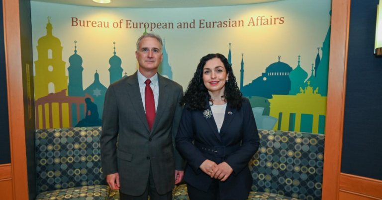 Presidentja Osmani pritet nga Ndihmës Sekretari Amerikan i Shtetit: Qëndrim parandalues përballë kër*ënimeve