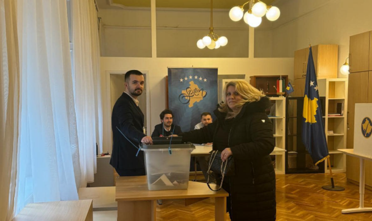 Diaspora e Kosovës me rekord, voton 50.91% e tyre për pak orë