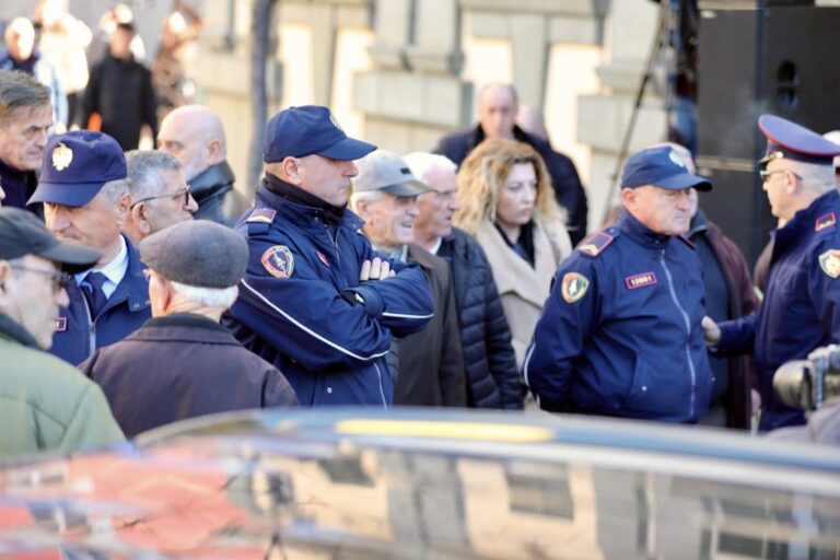 Protesta për Tik Tok-un, 1000 efektivë në terren
